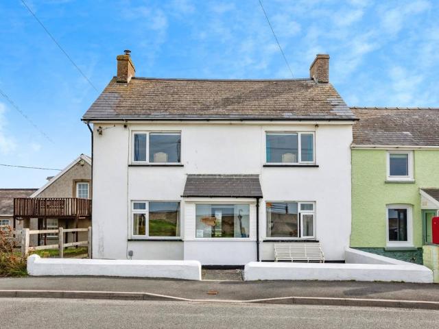 House for sale in Dol-y-bont, Wales