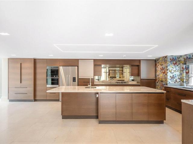 House for sale in Tulse Hill, Greater London