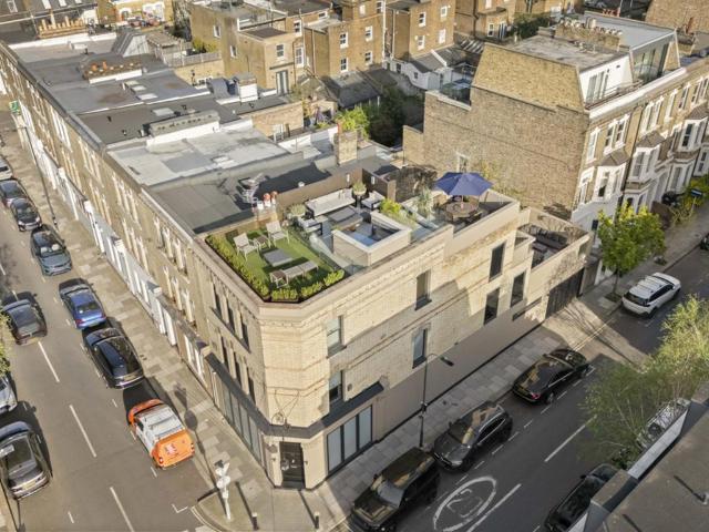 House for sale in Fulham, Greater London