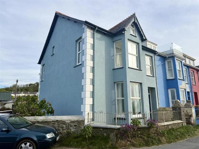 House for sale in Aberaeron, Wales