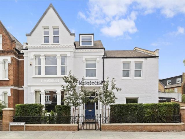 House for sale in Balham, Greater London