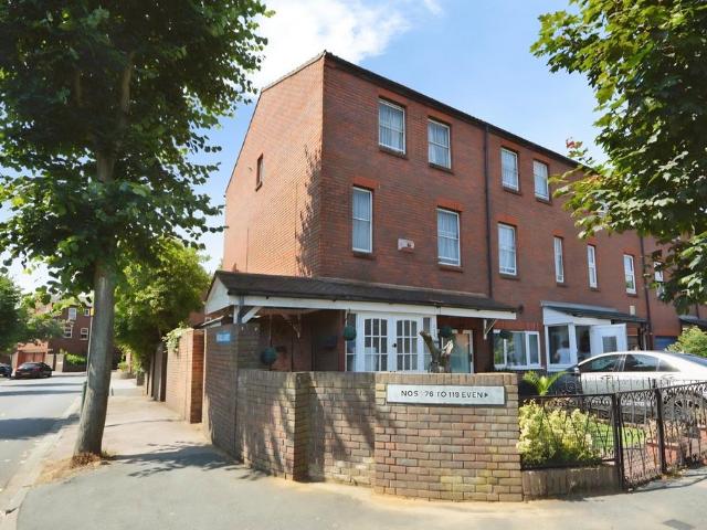 House for sale in Belvedere, Greater London