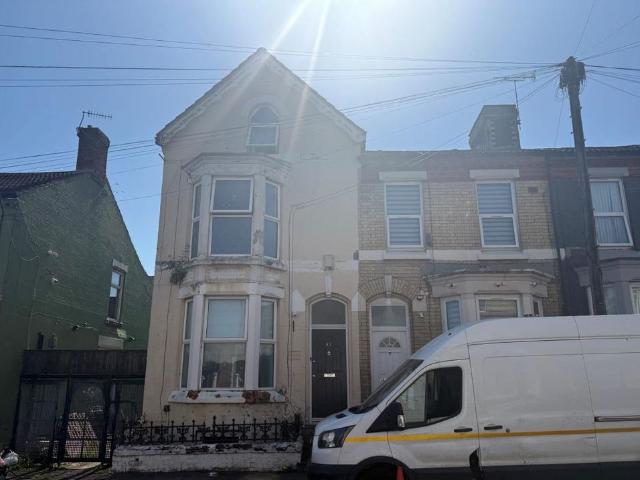 House for sale in Calderstones