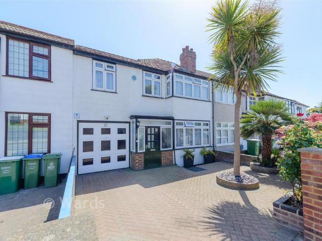House for sale in Blackfen, Greater London