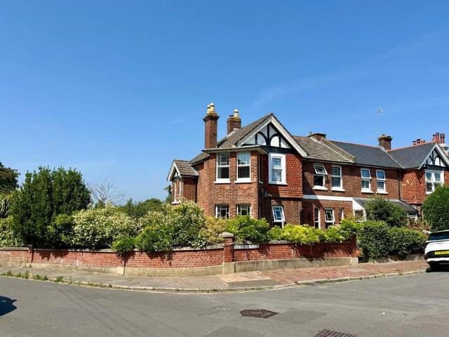 House for sale in Bridgemere, Eastbourne