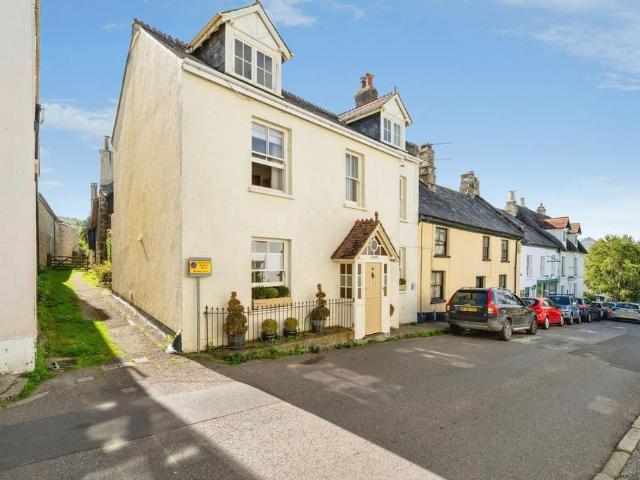 House for sale in Nattadon, West Devon