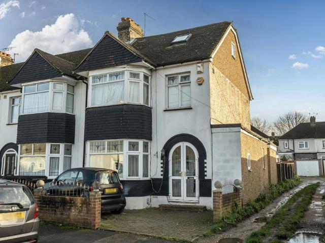 House for sale in Westcourt, Hamerton