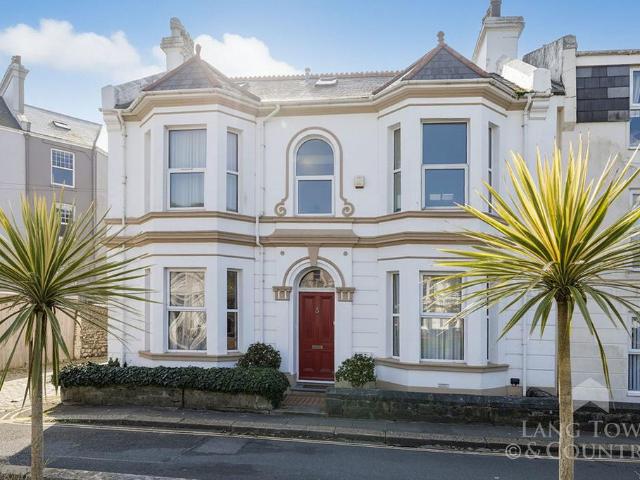 House for sale in West Hoe, Mount Wise