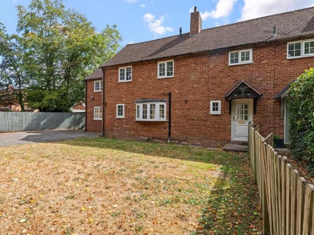 House for sale in Wood End, Alderminster