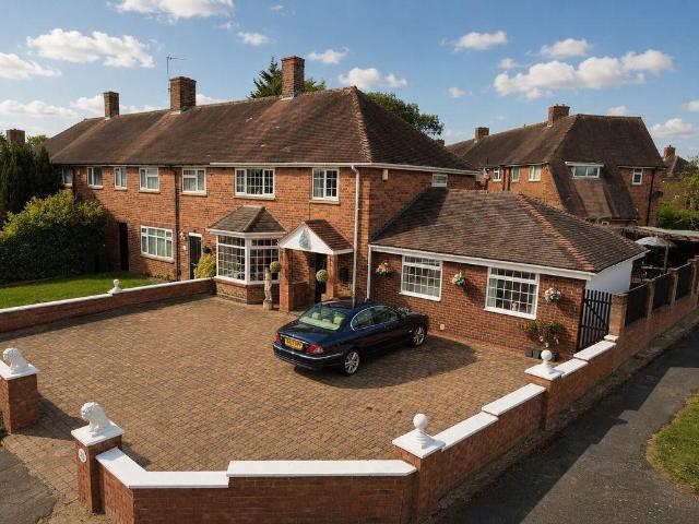 House for sale in Sutton Coldfield, West Midlands