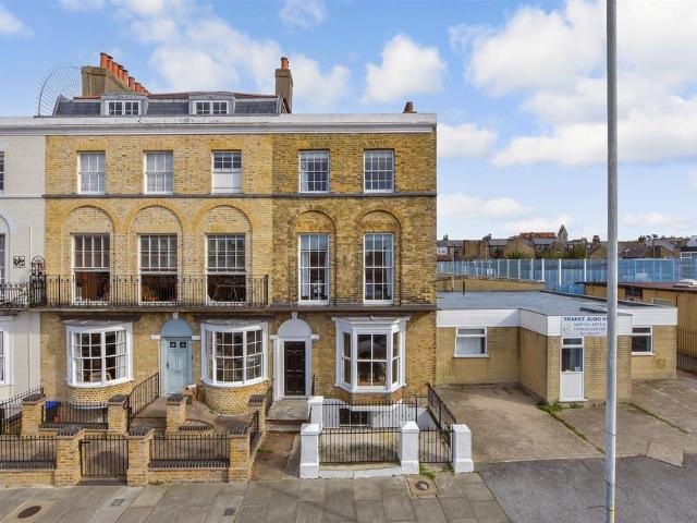 House for sale in Cliftonville West, Acol