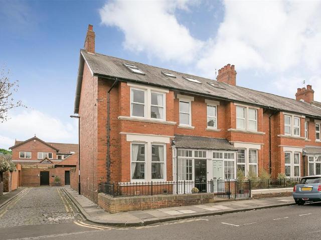 House for sale in Gosforth, Newcastle upon Tyne