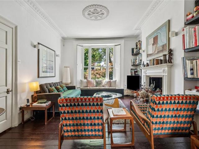 House for sale in Kensal Town, Bayswater