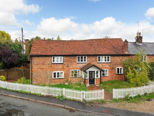 House for sale in Long Marston, Pouchen End