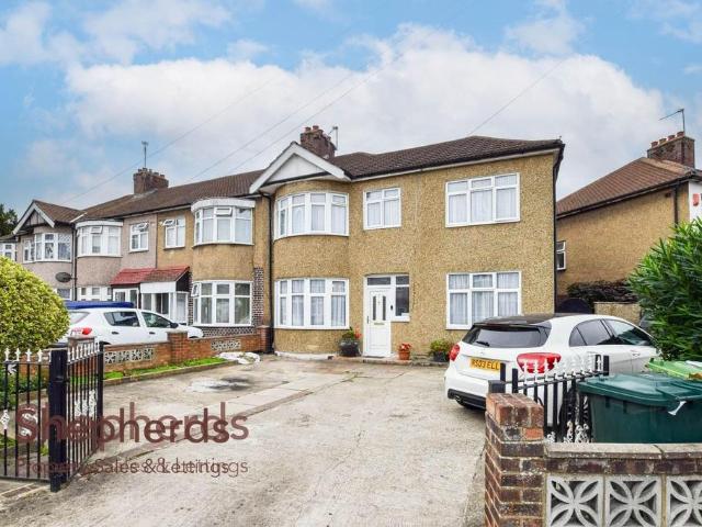 House for sale in Broxbourne, Hertfordshire