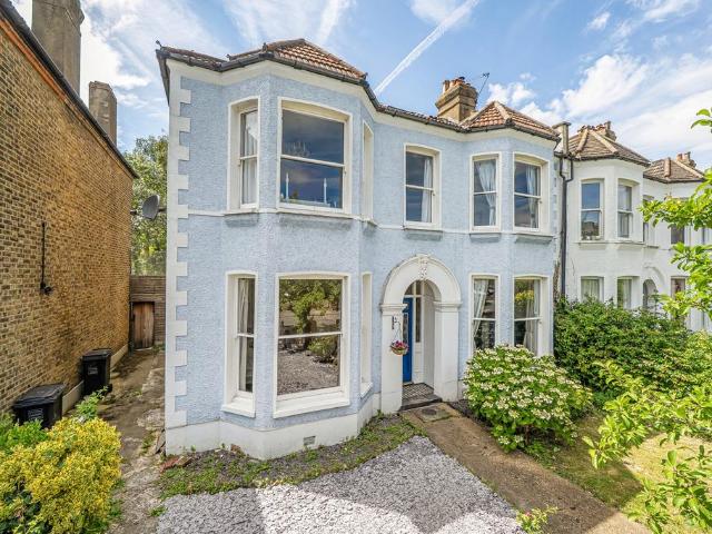House for sale in London Borough of Lewisham, Greater London