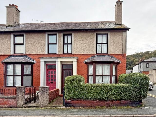 House for sale in Bangor, Wales