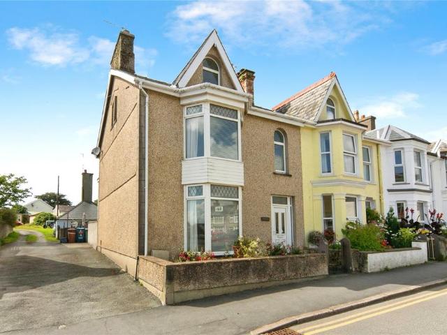 House for sale in Criccieth
