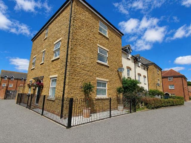 House for sale in Martock, Somerset