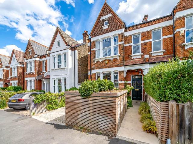 House for sale in London Borough of Southwark, Greater London