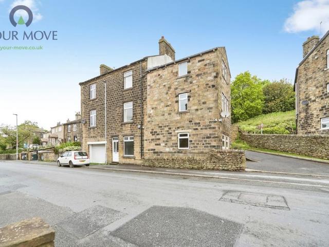 House for sale in Oakworth, West Yorkshire