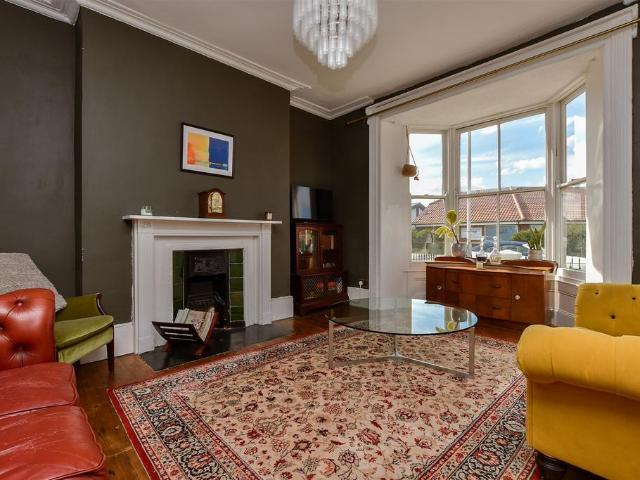 House for sale in Cliftonville West, Acol