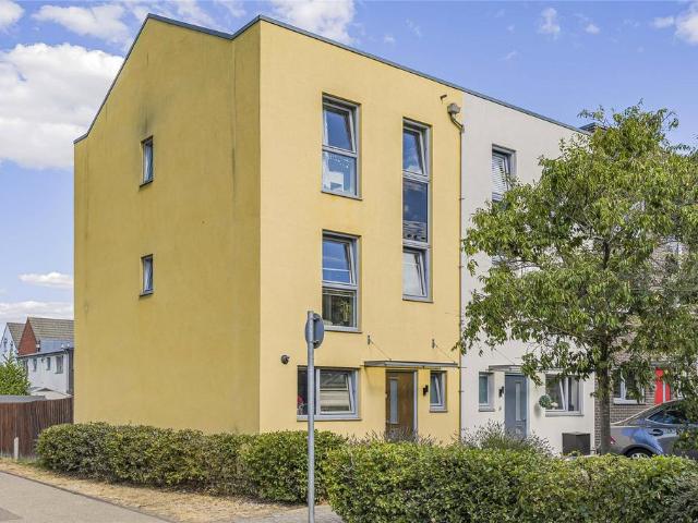House for sale in Monks Orchard, Kent