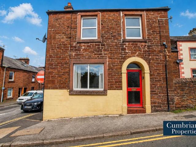 House for sale in Fell Lane