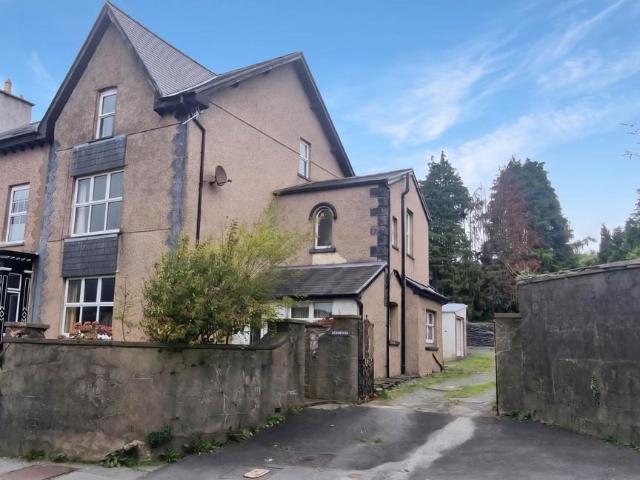 House for sale in Machynlleth