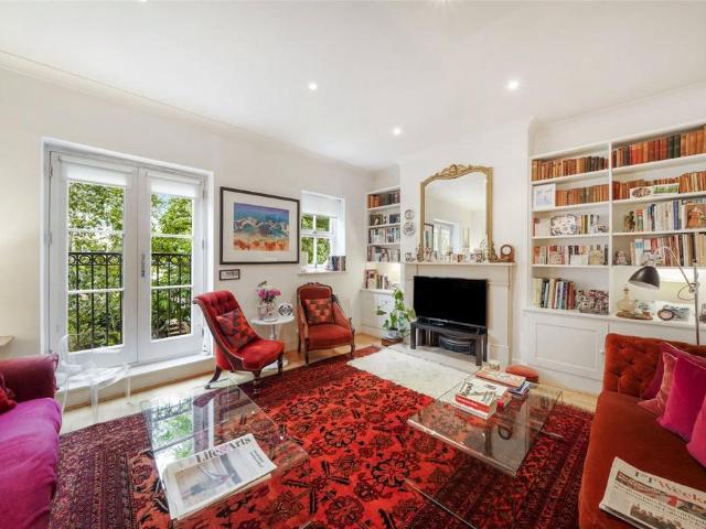 House for sale in Kentish Town, Greater London