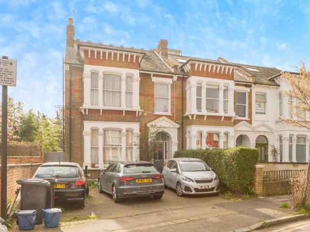 House for sale in Stoke Newington, Greater London
