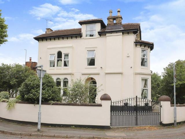 House for sale in Goldthorn Hill, West Midlands
