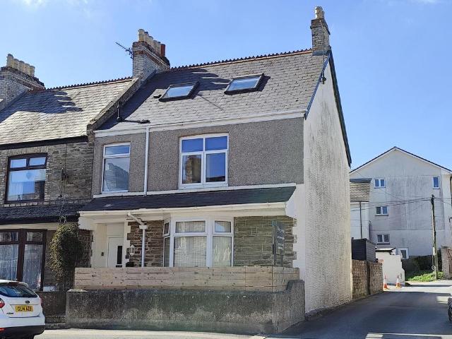 House for sale in Newquay, Cornwall