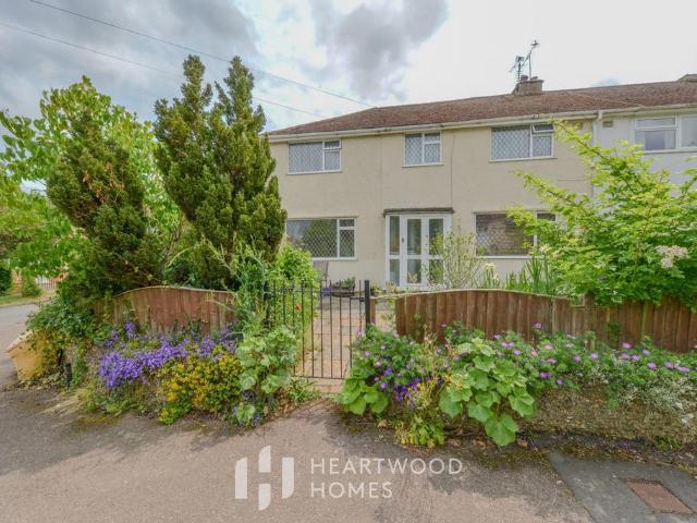 House for sale in Napsbury Park, Five Acres
