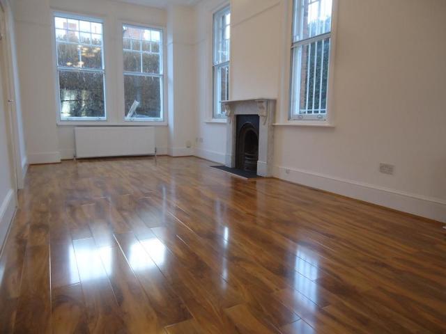 House for sale in Crouch End, Greater London