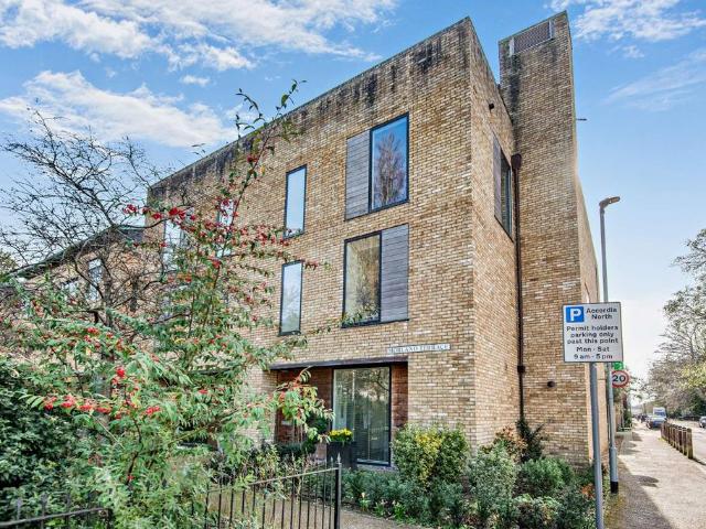 House for sale in Arbury, Cambridgeshire