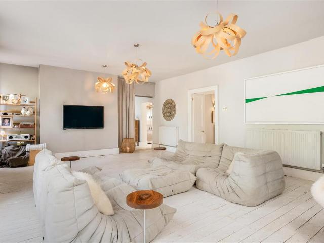 House for sale in Woodstock, West Oxfordshire