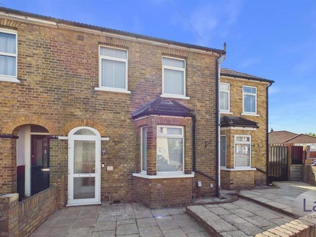 House for sale in Churchgate, Broxbourne