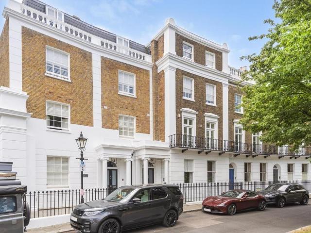 House for sale in Clapham, Greater London