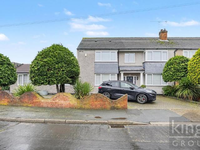 House for sale in Broxbourne, Hertfordshire