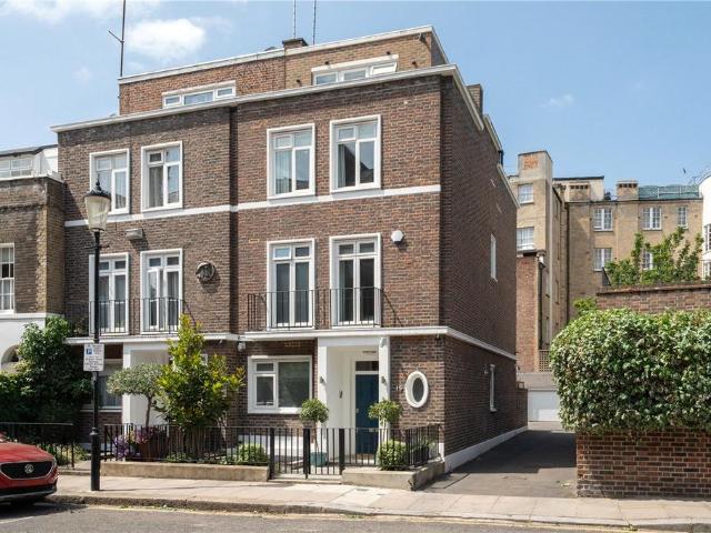 House for sale in Chelsea, Greater London