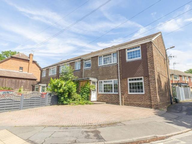 House for sale in Slough