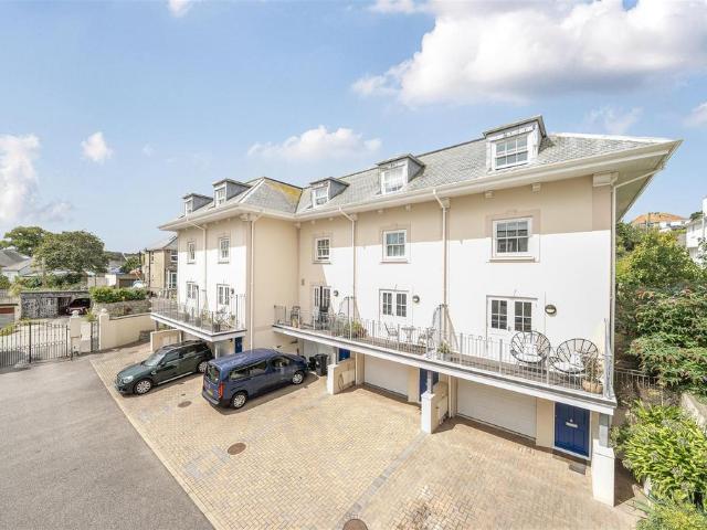 House for sale in Falmouth, Cornwall