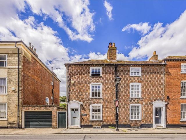 House for sale in Chichester, Littlecote