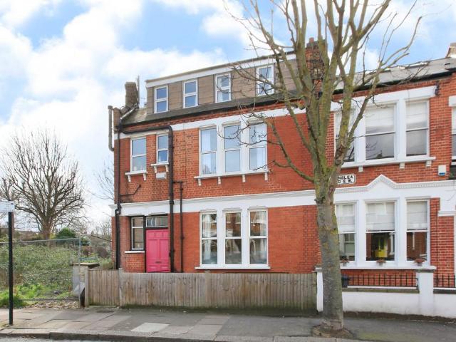 House for sale in London Borough of Wandsworth, Greater London