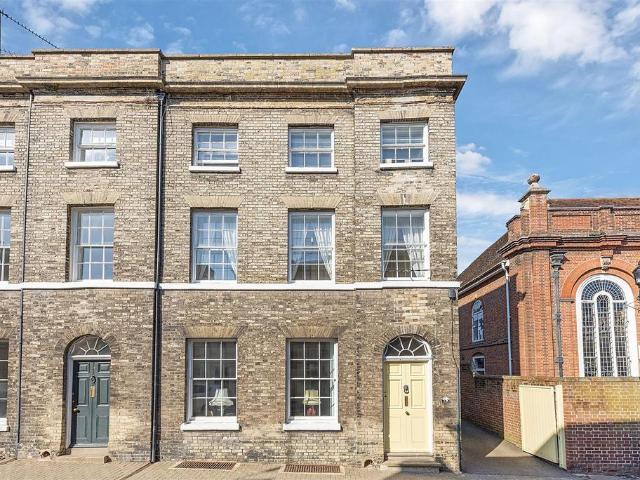 House for sale in Chedburgh, Suffolk