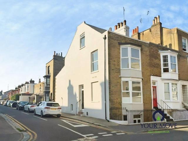 House for sale in West Cliff, Acol