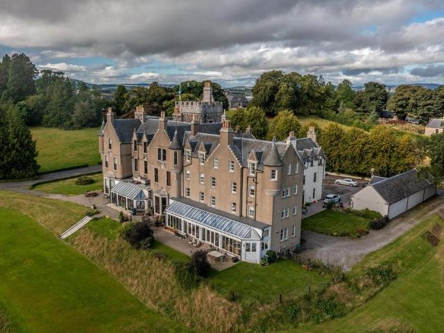 House for sale in Daviot, Scotland