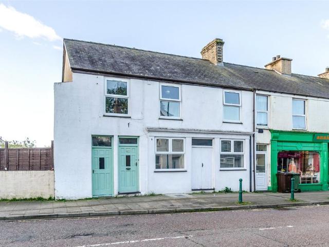 House for sale in Llanllyfni, Pen-y-groes