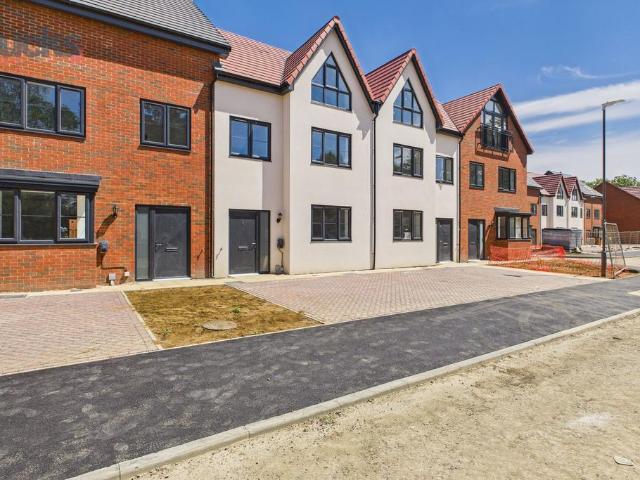 House for sale in Southcourt, Aylesbury